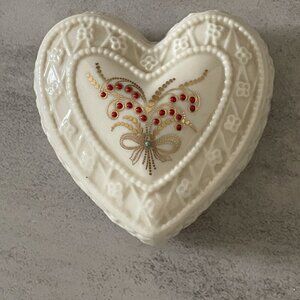Vintage Lenox Porcelain China Treasures Miniature Heart 3.5" Paperweight 1994